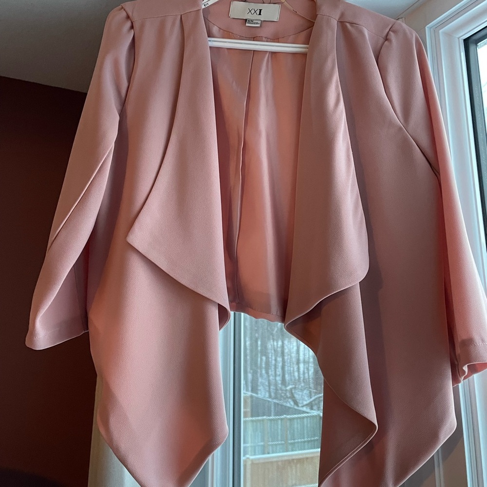 Pink cropped waterfall blazer
